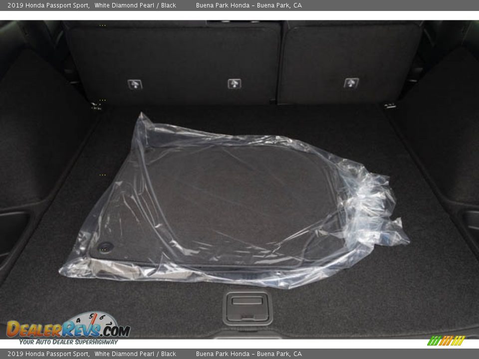 2019 Honda Passport Sport White Diamond Pearl / Black Photo #28