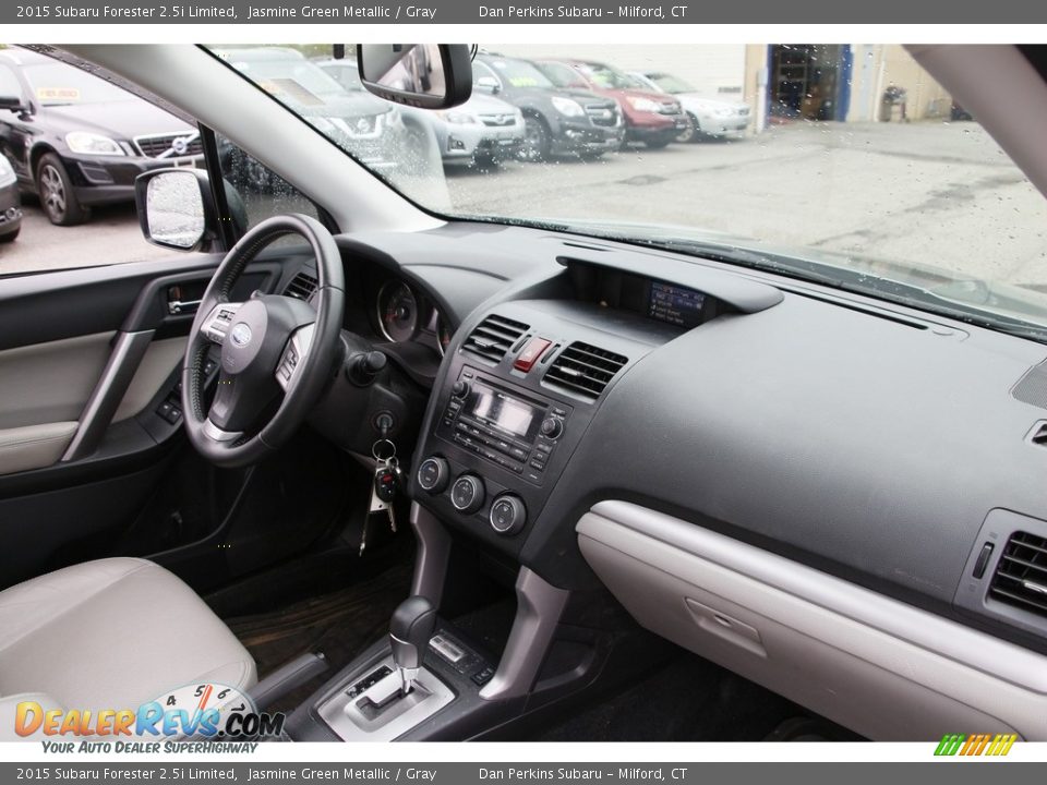 2015 Subaru Forester 2.5i Limited Jasmine Green Metallic / Gray Photo #15