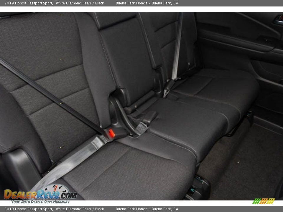 2019 Honda Passport Sport White Diamond Pearl / Black Photo #31