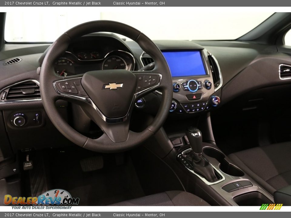 2017 Chevrolet Cruze LT Graphite Metallic / Jet Black Photo #6