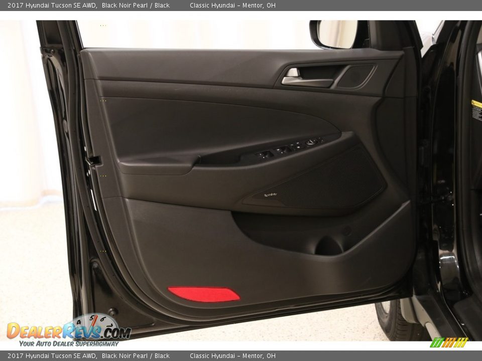 2017 Hyundai Tucson SE AWD Black Noir Pearl / Black Photo #4