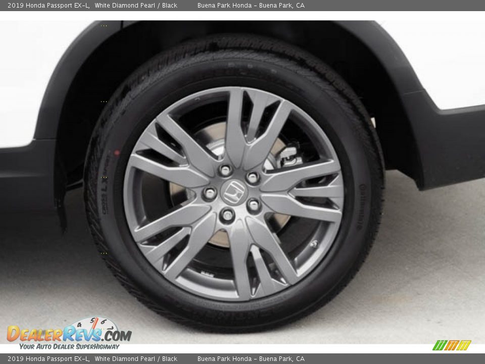 2019 Honda Passport EX-L White Diamond Pearl / Black Photo #13