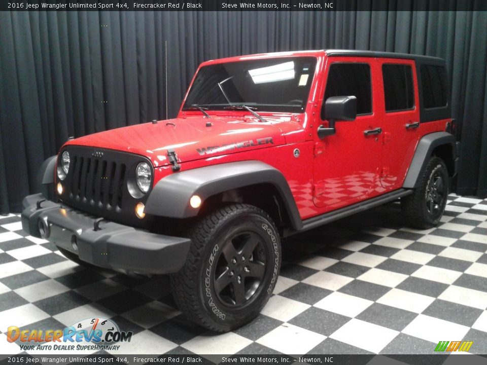 2016 Jeep Wrangler Unlimited Sport 4x4 Firecracker Red / Black Photo #2