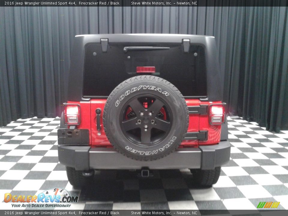 2016 Jeep Wrangler Unlimited Sport 4x4 Firecracker Red / Black Photo #7