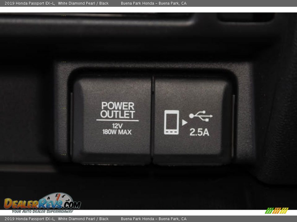 2019 Honda Passport EX-L White Diamond Pearl / Black Photo #22
