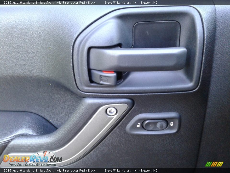 2016 Jeep Wrangler Unlimited Sport 4x4 Firecracker Red / Black Photo #9
