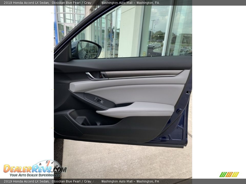 2019 Honda Accord LX Sedan Obsidian Blue Pearl / Gray Photo #25