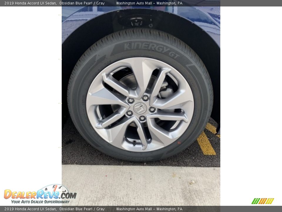 2019 Honda Accord LX Sedan Obsidian Blue Pearl / Gray Photo #28