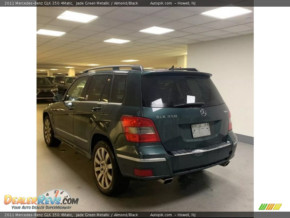 2011 Mercedes-Benz GLK 350 4Matic Jade Green Metallic / Almond/Black Photo #3
