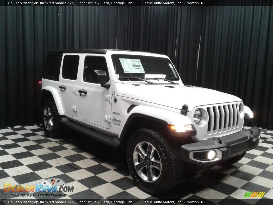2019 Jeep Wrangler Unlimited Sahara 4x4 Bright White / Black/Heritage Tan Photo #4