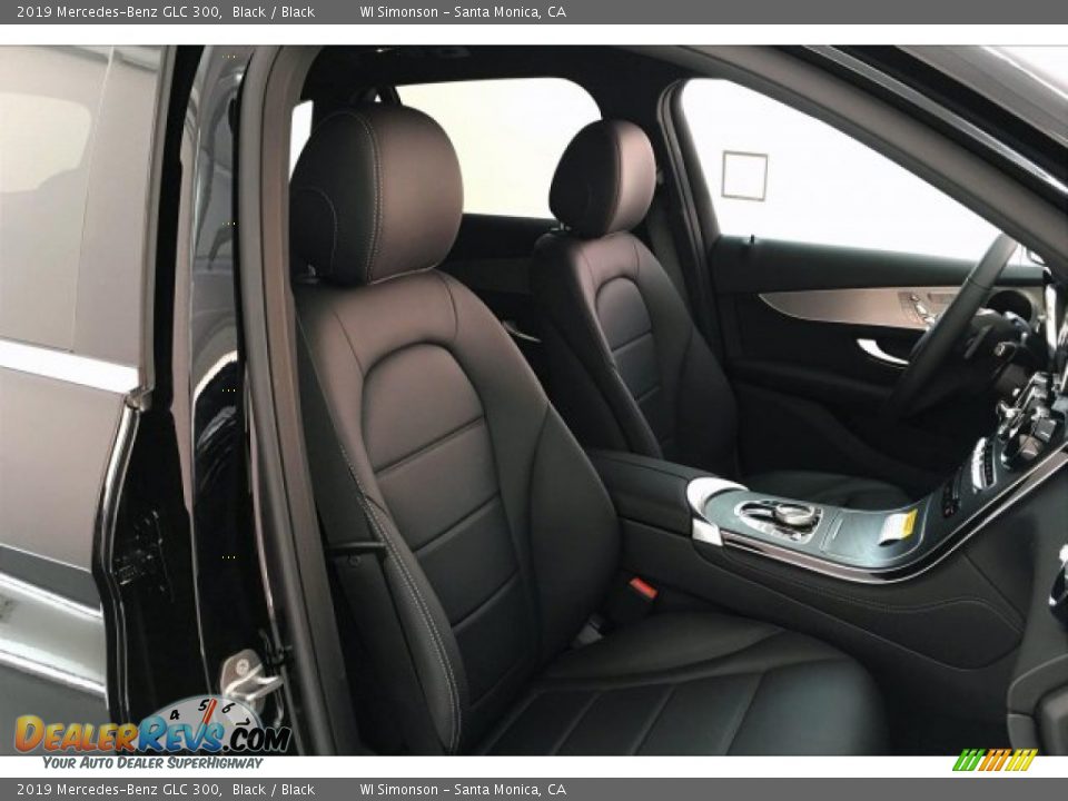 2019 Mercedes-Benz GLC 300 Black / Black Photo #5