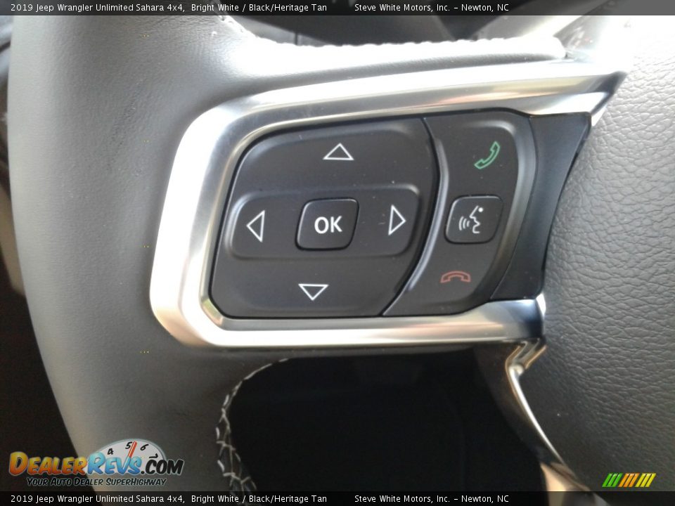 2019 Jeep Wrangler Unlimited Sahara 4x4 Bright White / Black/Heritage Tan Photo #16