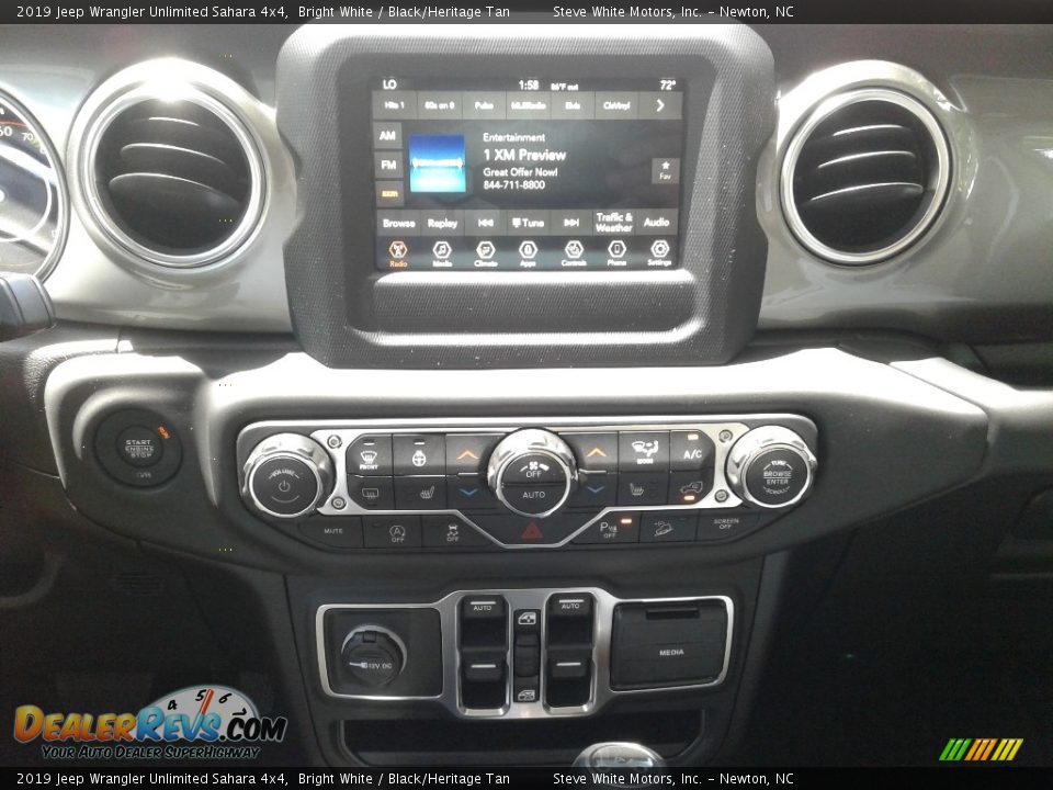 2019 Jeep Wrangler Unlimited Sahara 4x4 Bright White / Black/Heritage Tan Photo #19