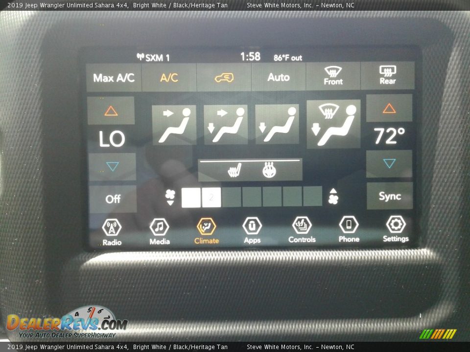 2019 Jeep Wrangler Unlimited Sahara 4x4 Bright White / Black/Heritage Tan Photo #22