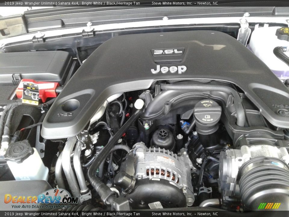 2019 Jeep Wrangler Unlimited Sahara 4x4 Bright White / Black/Heritage Tan Photo #30