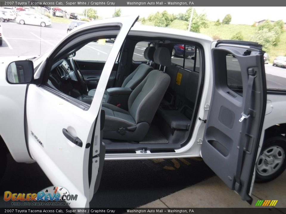 2007 Toyota Tacoma Access Cab Super White / Graphite Gray Photo #14