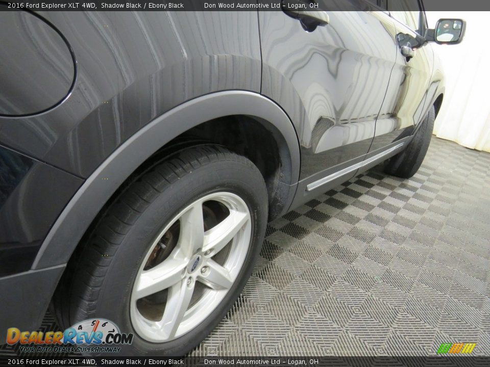 2016 Ford Explorer XLT 4WD Shadow Black / Ebony Black Photo #17