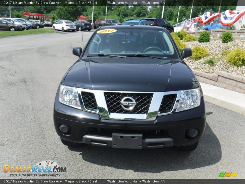 2017 Nissan Frontier SV Crew Cab 4x4 Magnetic Black / Steel Photo #4