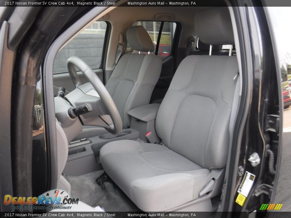 2017 Nissan Frontier SV Crew Cab 4x4 Magnetic Black / Steel Photo #14