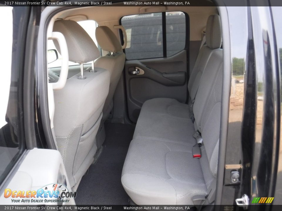 2017 Nissan Frontier SV Crew Cab 4x4 Magnetic Black / Steel Photo #21