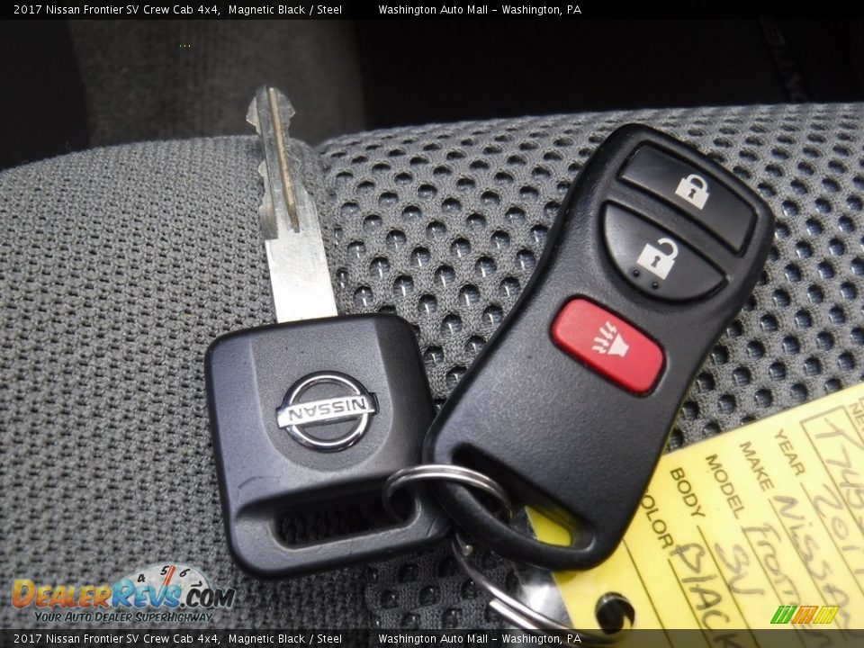 2017 Nissan Frontier SV Crew Cab 4x4 Magnetic Black / Steel Photo #23