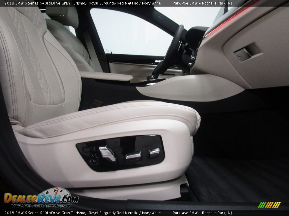 2018 BMW 6 Series 640i xDrive Gran Turismo Royal Burgundy Red Metallic / Ivory White Photo #16