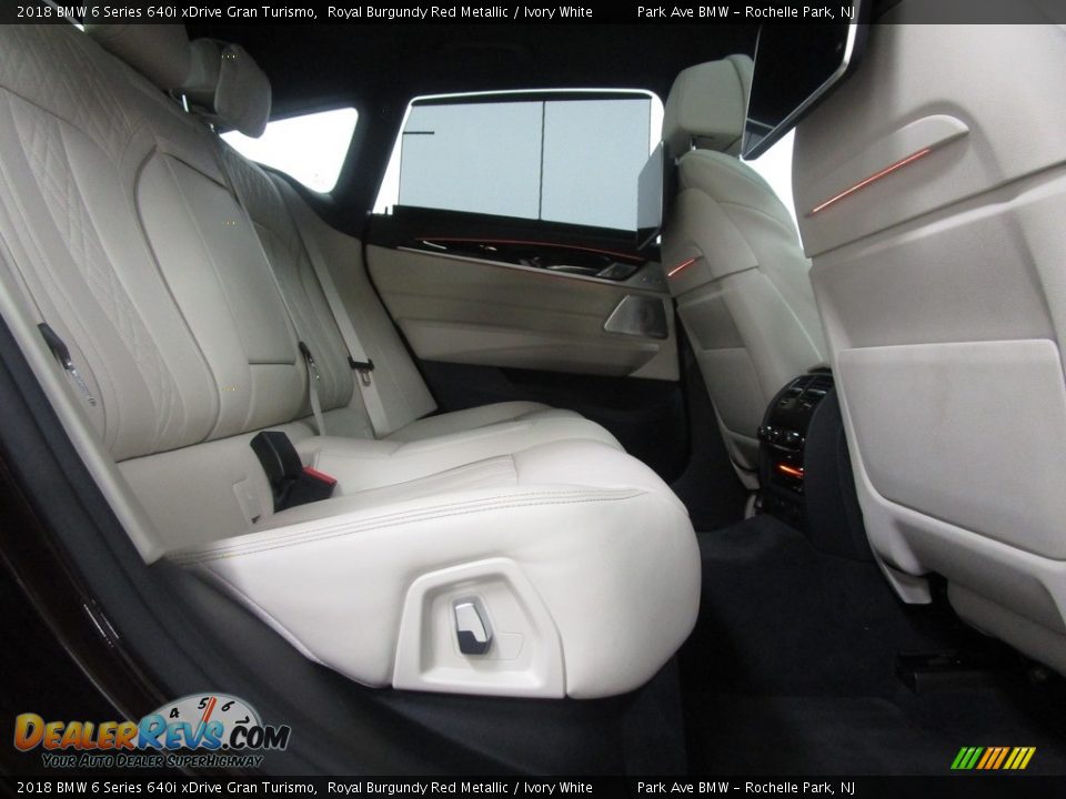 2018 BMW 6 Series 640i xDrive Gran Turismo Royal Burgundy Red Metallic / Ivory White Photo #18