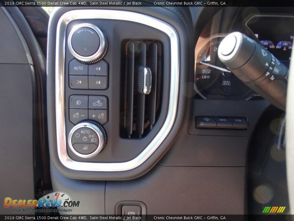 2019 GMC Sierra 1500 Denali Crew Cab 4WD Satin Steel Metallic / Jet Black Photo #17