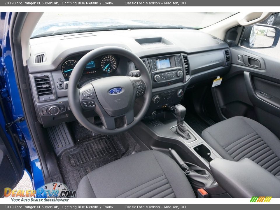 Ebony Interior - 2019 Ford Ranger XL SuperCab Photo #4