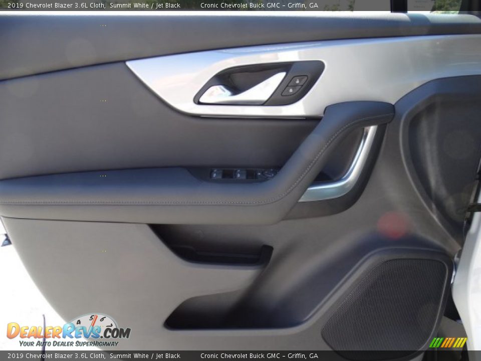 2019 Chevrolet Blazer 3.6L Cloth Summit White / Jet Black Photo #11