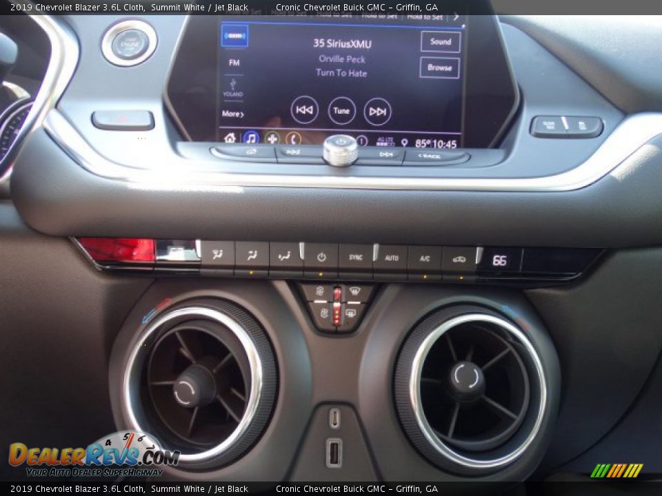 2019 Chevrolet Blazer 3.6L Cloth Summit White / Jet Black Photo #17