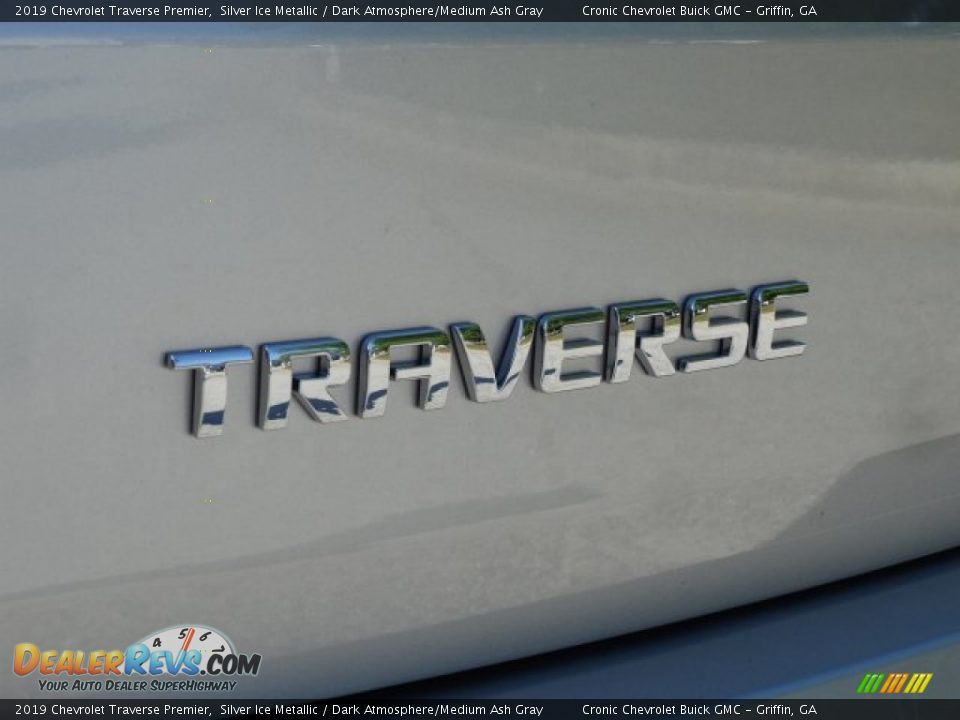 2019 Chevrolet Traverse Premier Silver Ice Metallic / Dark Atmosphere/Medium Ash Gray Photo #8