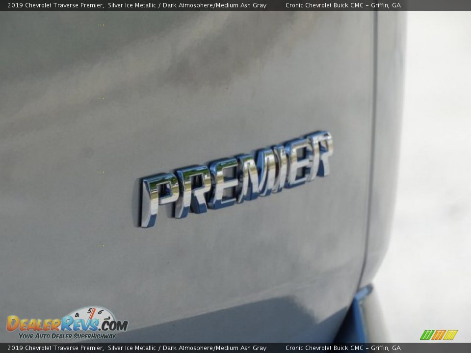2019 Chevrolet Traverse Premier Silver Ice Metallic / Dark Atmosphere/Medium Ash Gray Photo #9
