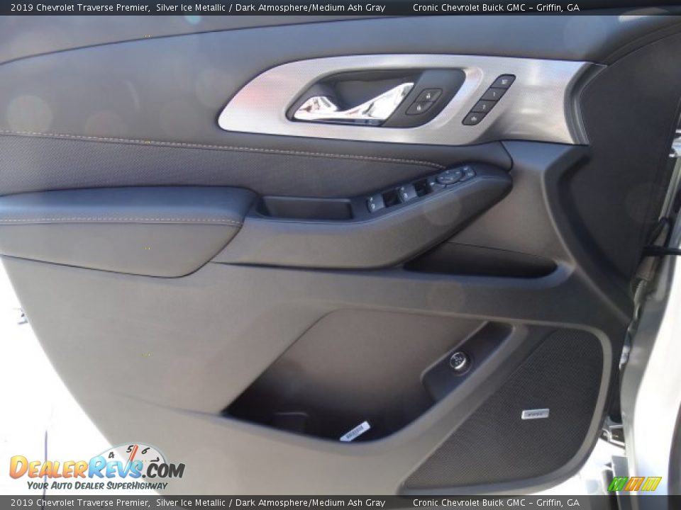 2019 Chevrolet Traverse Premier Silver Ice Metallic / Dark Atmosphere/Medium Ash Gray Photo #12