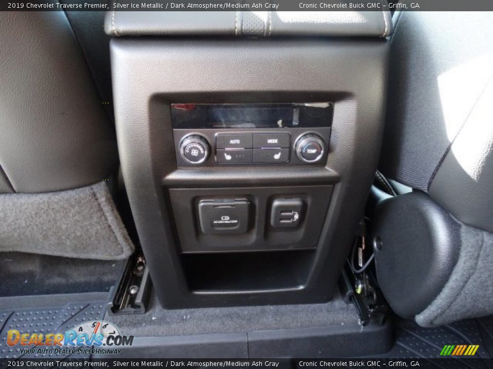 2019 Chevrolet Traverse Premier Silver Ice Metallic / Dark Atmosphere/Medium Ash Gray Photo #25