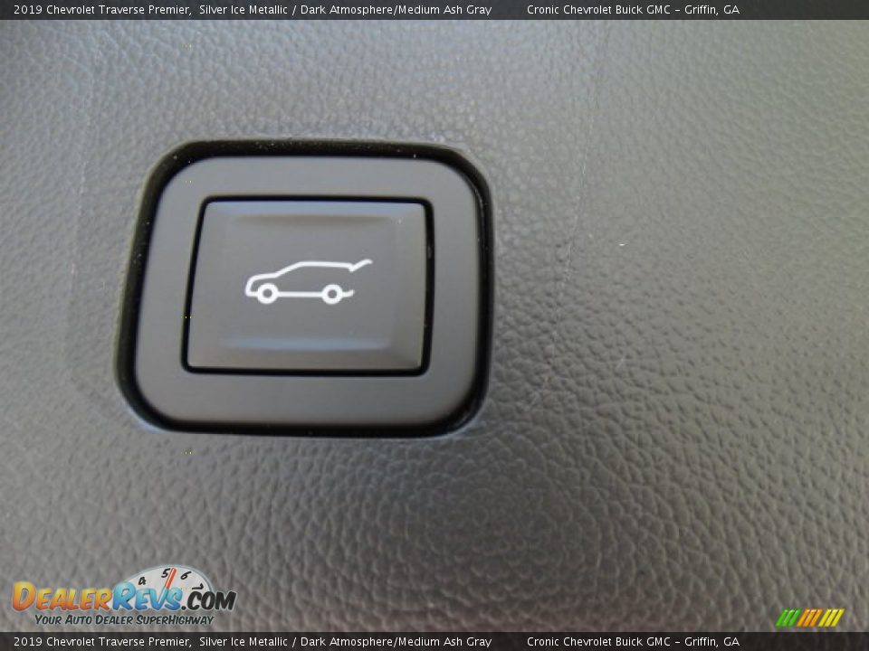 2019 Chevrolet Traverse Premier Silver Ice Metallic / Dark Atmosphere/Medium Ash Gray Photo #29