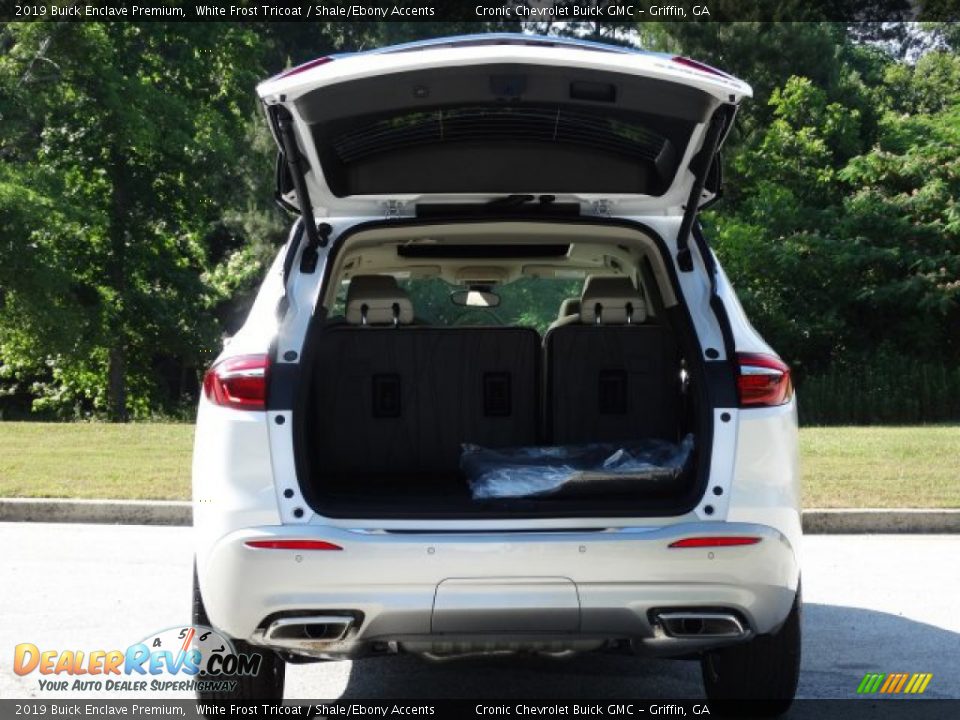 2019 Buick Enclave Premium White Frost Tricoat / Shale/Ebony Accents Photo #26
