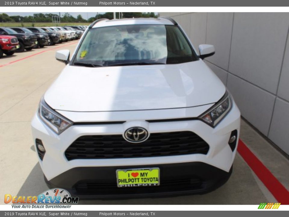 2019 Toyota RAV4 XLE Super White / Nutmeg Photo #3
