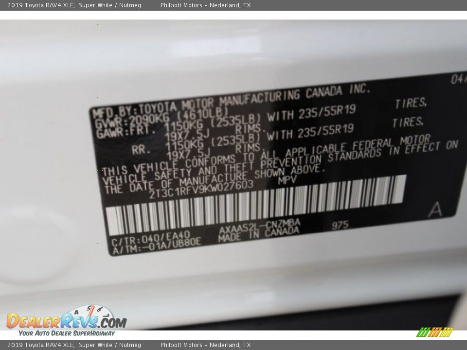 2019 Toyota RAV4 XLE Super White / Nutmeg Photo #22