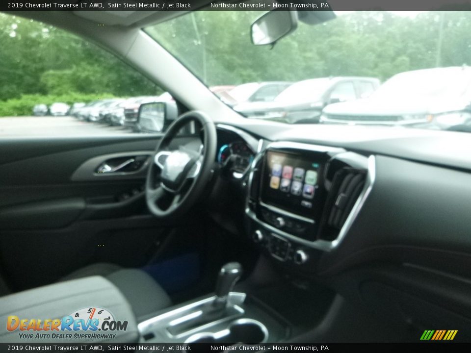 2019 Chevrolet Traverse LT AWD Satin Steel Metallic / Jet Black Photo #11