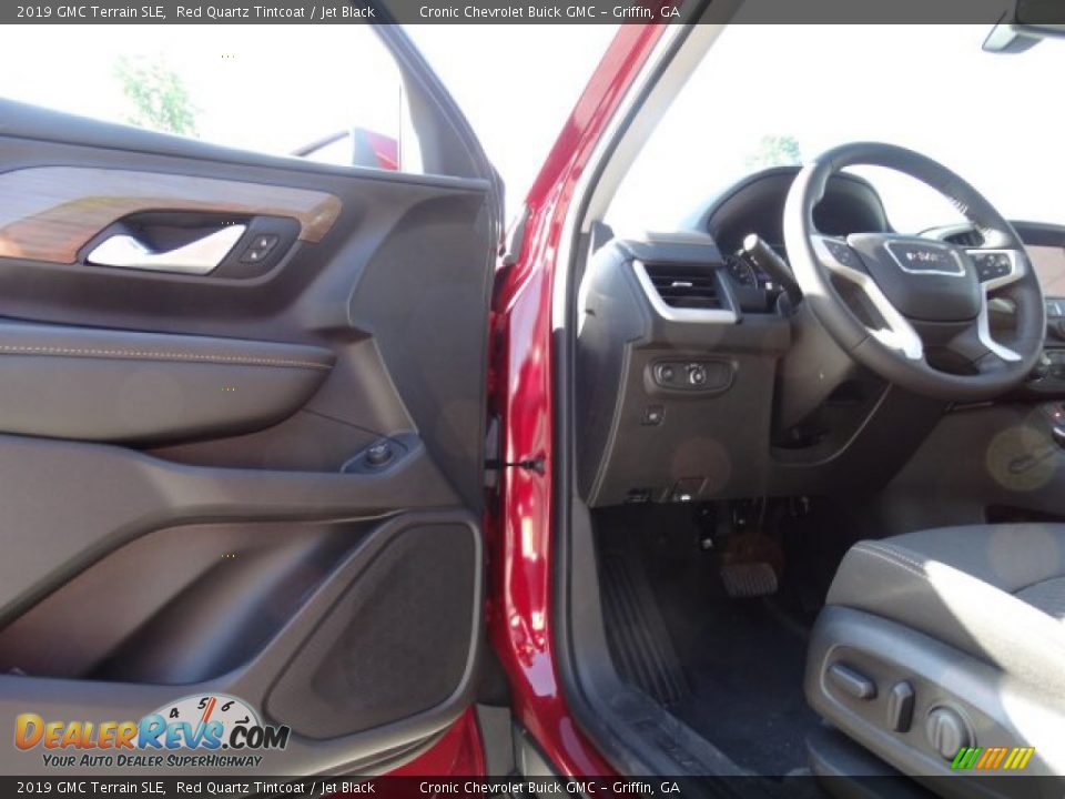 2019 GMC Terrain SLE Red Quartz Tintcoat / Jet Black Photo #11