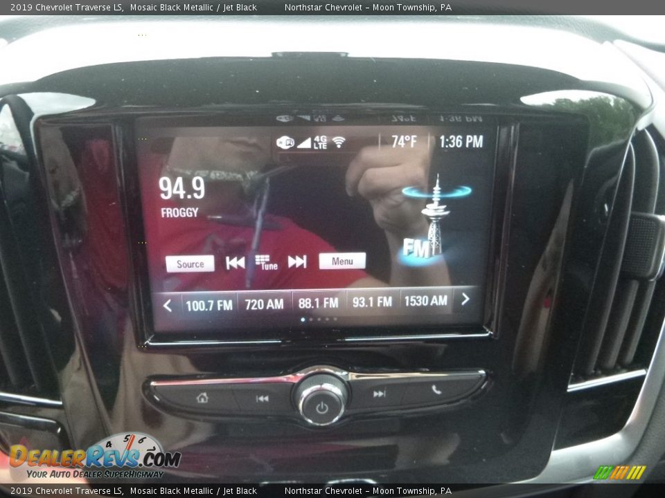 2019 Chevrolet Traverse LS Mosaic Black Metallic / Jet Black Photo #17