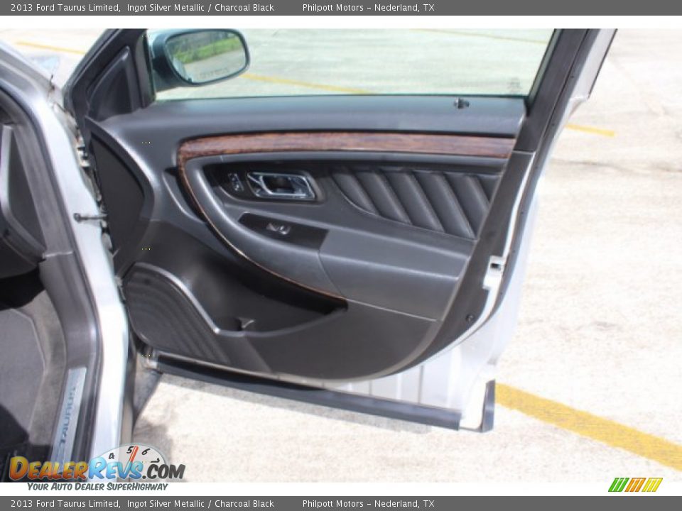 2013 Ford Taurus Limited Ingot Silver Metallic / Charcoal Black Photo #26