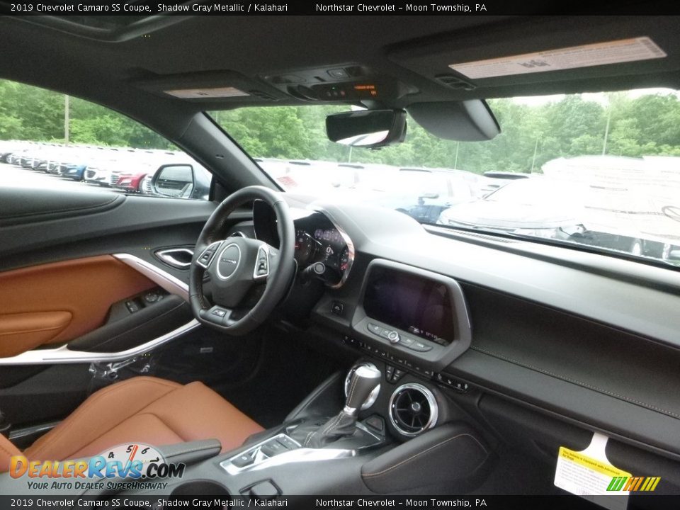 Dashboard of 2019 Chevrolet Camaro SS Coupe Photo #11