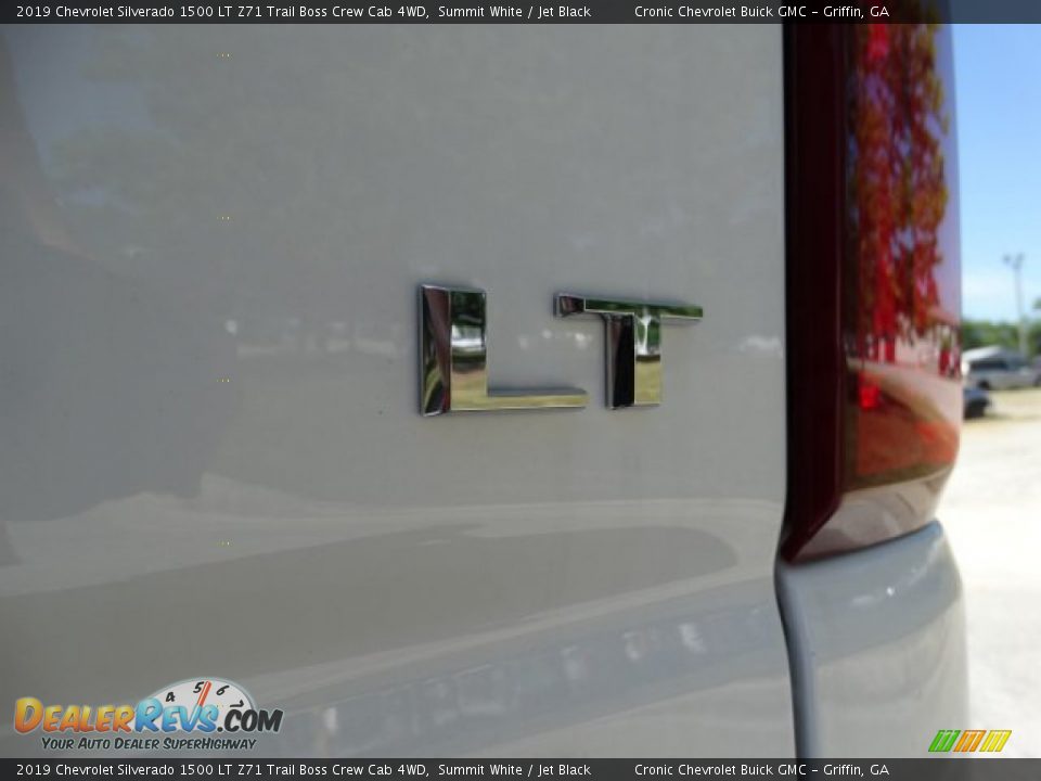 2019 Chevrolet Silverado 1500 LT Z71 Trail Boss Crew Cab 4WD Summit White / Jet Black Photo #10