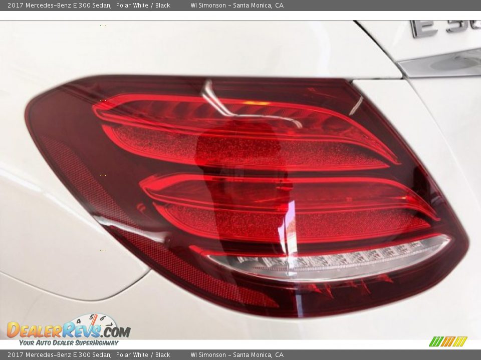 2017 Mercedes-Benz E 300 Sedan Polar White / Black Photo #26