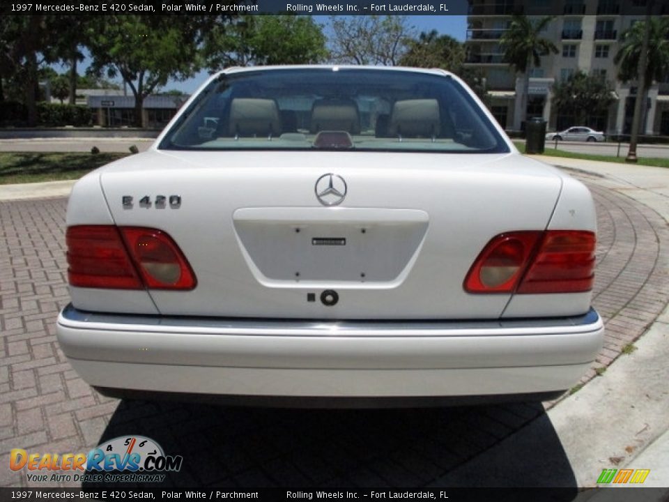 1997 Mercedes-Benz E 420 Sedan Polar White / Parchment Photo #7