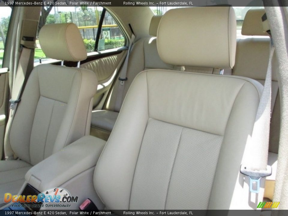 1997 Mercedes-Benz E 420 Sedan Polar White / Parchment Photo #8