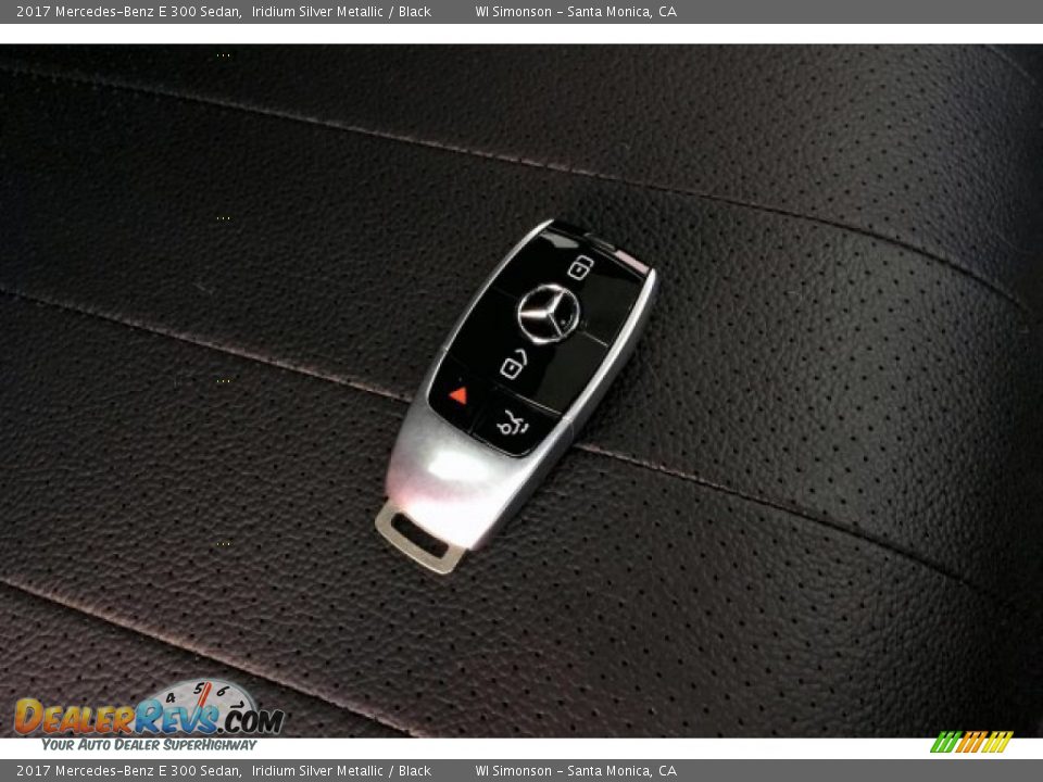 2017 Mercedes-Benz E 300 Sedan Iridium Silver Metallic / Black Photo #11