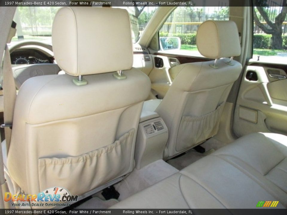 1997 Mercedes-Benz E 420 Sedan Polar White / Parchment Photo #14